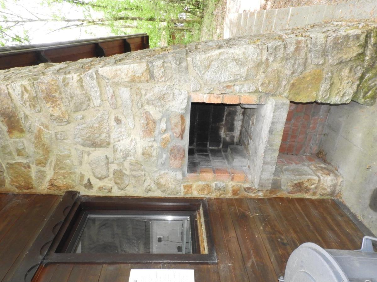 הוילה אויגניס Chalet Louislola מראה חיצוני תמונה