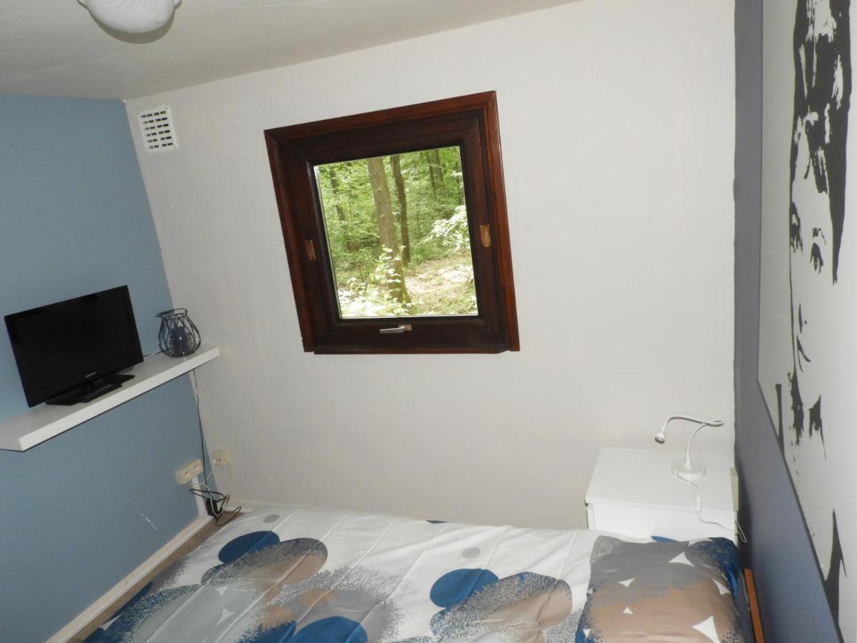 הוילה אויגניס Chalet Louislola מראה חיצוני תמונה